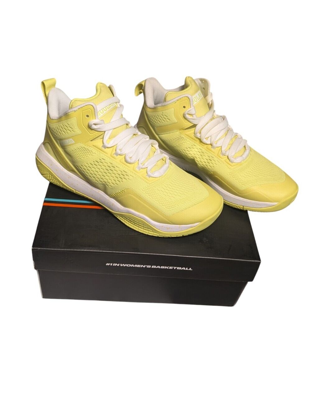 Moolah Women's 5.5 Neovolt Pro Mid Highlight Tape Green/Yellow Basketball Shoes